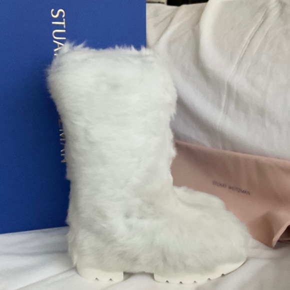 Stuart Weitzman Superchill Ultra Shearling Fur Boots Apres Ski $695 NEW - Picture 6 of 15